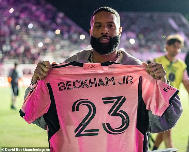 Miami Dolphins wide receiver Odell Beckham, Jr. – a close friend of the former Manchester United and England ace – was also presented with a personalized shirt ahead of the match