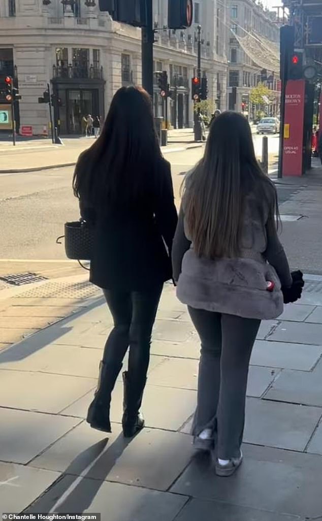 Her mini-me Dolly, who Chantelle shares with her ex-fiance Alex Reid, clearly followed in her mum's stylish footsteps as she wore a stylish gray outfit for the fun day out with her mum