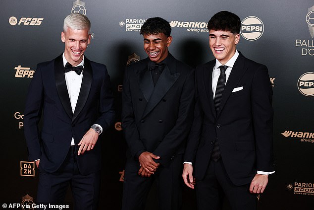 1730143145 519 Ballon dOr nominees arrive on red carpet as Man United