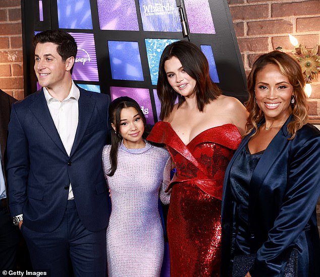 David Henrie, Janice LeAnn, Selena and Ayo Davis, president of Disney Branded Television