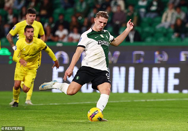 Viktor Gyokeres scored twice as Sporting defeated Nacional 3–1 to reach the semi-finals of the Portuguese League Cup