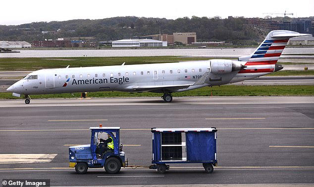 PSA Airlines has a 72.5 percent chance of arriving on time, based on reports from 90 U.S. airports