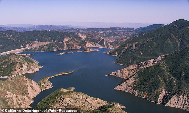 Pyramid Lake is part of a larger ancient lake that existed until the last ice age. It experiences algae blooms every year in summer or fall