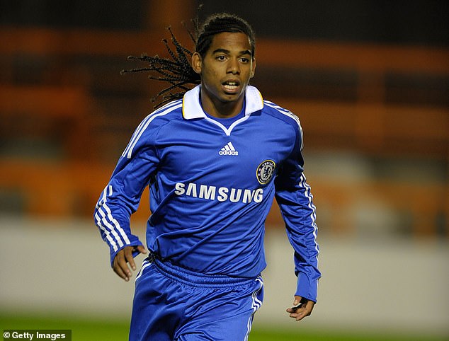 He had a short loan spell at Chelsea in 2008, but only played for the club's reserves