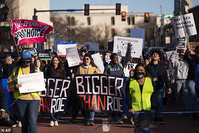 The medics responsible for her care cited Texas abortion laws, which prevented them from taking action until the fetus's heartbeat was no longer detected for failure to act sooner.