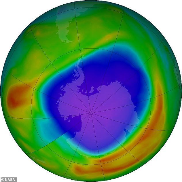 The ozone layer still has a long way to go before it is restored. On October 5 this year (photo), the layer reached a thickness of just 109 Dobsonian units, less than half the pre-1979 average