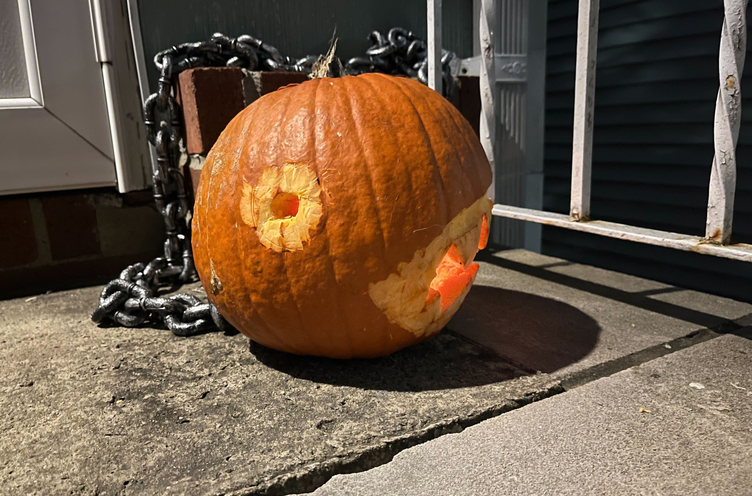 1730400053 342 Polygons jack o lantern pays tribute to iconic gaming monsters.888888888889&w=2400