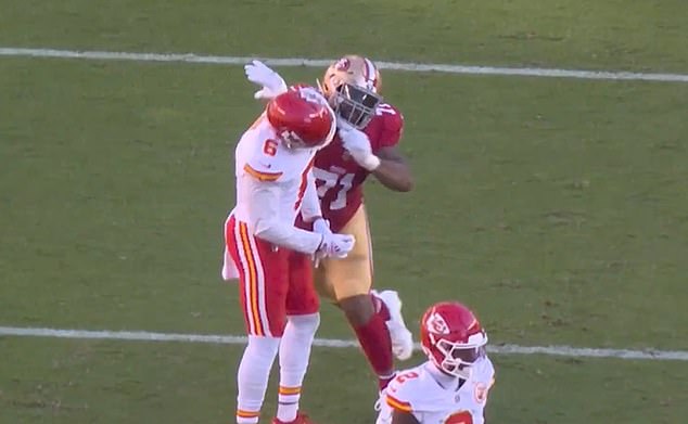 Trent Williams hit Bryan Cook in the head in the final minutes of the 49ers-Chiefs game