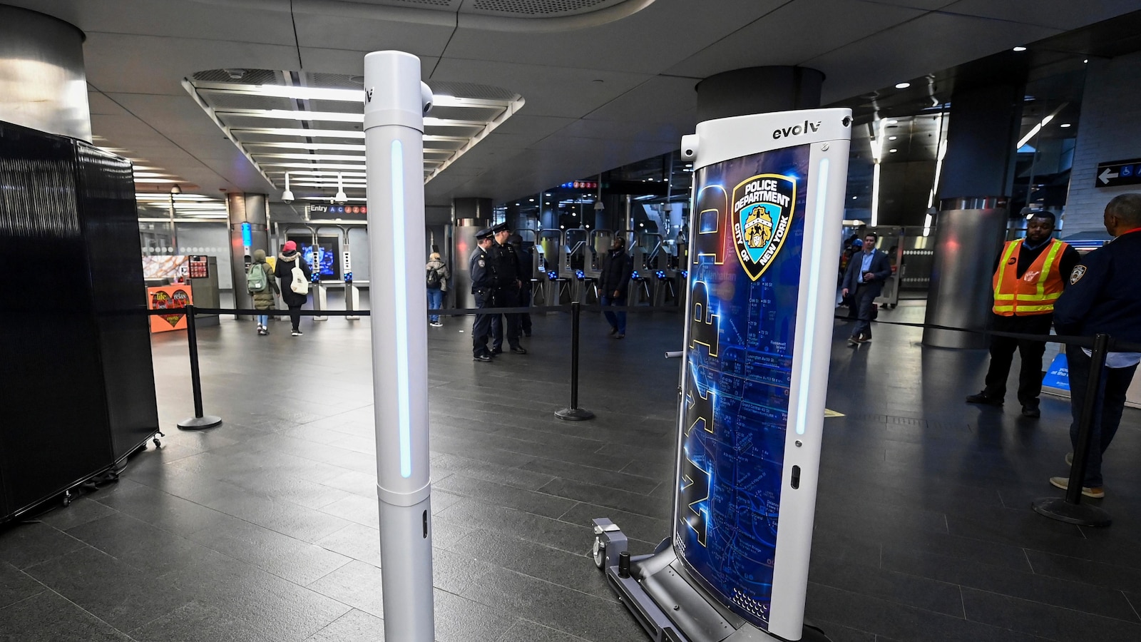 AI-powered weapons scanners used in NYC subway found zero guns in one month test