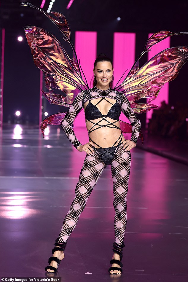 Adriana Lima looked fantastic as she returned to the Victoria's Secret Fashion Show on Tuesday after a six-year retirement