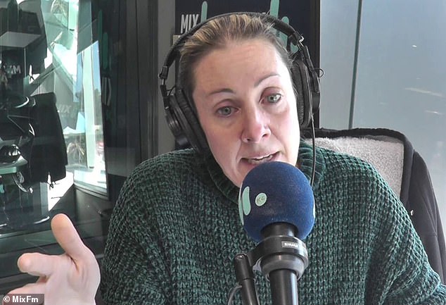 Perth radio personality Kymba Harris was live on air when she broke down while reliving her experience assisting victims in a road accident at the weekend. (Pictured)