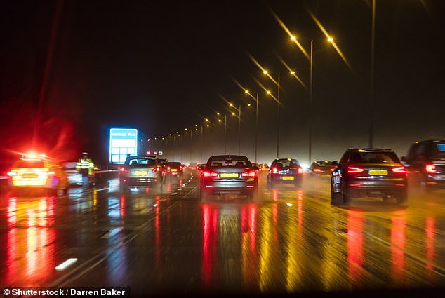 The clocks change this Sunday and the AA warns that last year the number of accidents rose by 11 percent in the two weeks after the October 2023 clock change