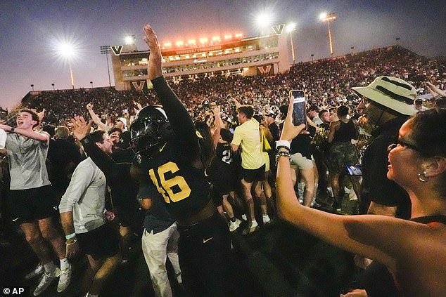 Vanderbilt celebrates a huge win over Alabama despite being a huge underdog