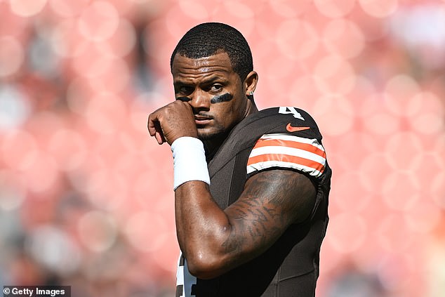 Deshaun Watson left the Cleveland Browns' Week 7 game against the Cincinnati Bengals