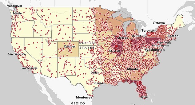 The map above shows the number of pipes with lead pipes for each public water system. Chicago Bureau of Water Supply had the most with 387,095, while Cleveland Water and the New York City System followed closely with 235,442 and 111,616, respectively.