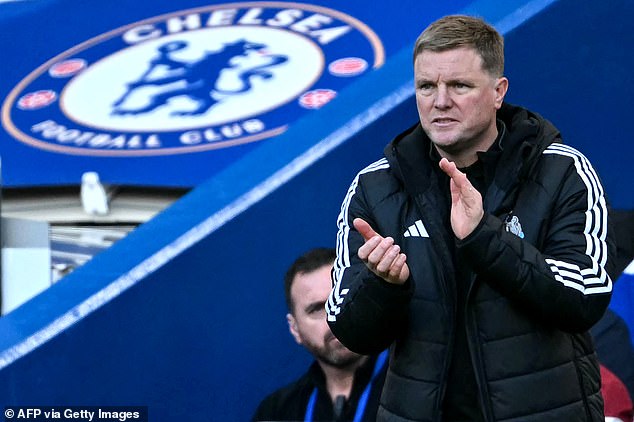 Eddie Howe was booed by Newcastle fans for replacing Sandro Tonali against Chelsea