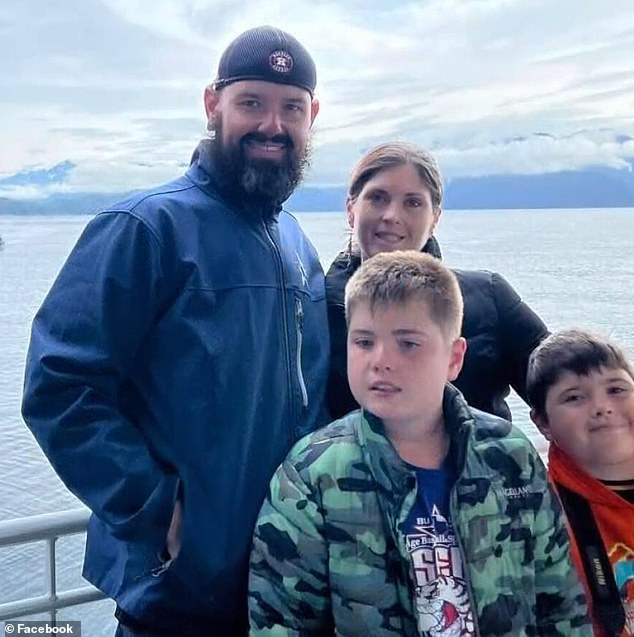 Mary, 37, and David Maynard, 42, as well as their two sons, 11-year-old Colton and seven-year-old Brantley, were aboard a 28-foot aluminum vessel with four others on August 3 when it began taking on water . the coast of Homer, Alaska