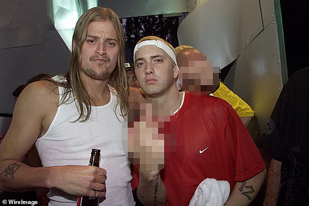 Eminem and Kid Rock are being praised by their fans for putting aside their differing political views ahead of next month's US presidential election – photo 2000