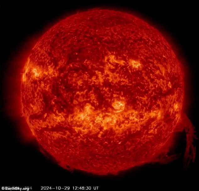 A filament burst has sent a blast of solar plasma towards our planet. It is predicted to shine off Earth's magnetic field, which could cause a small geostorm on November 1