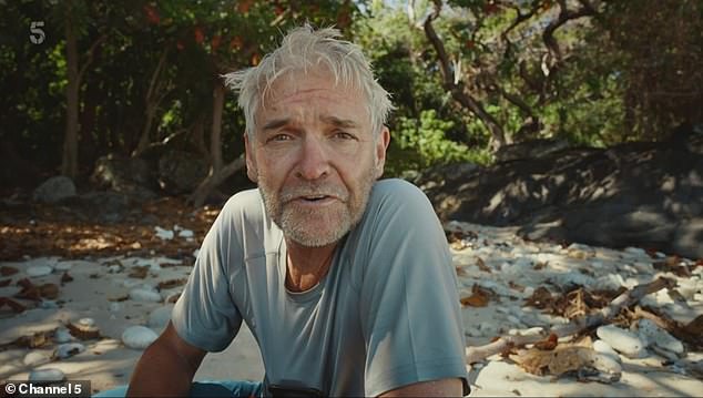 In the show, the broadcaster is stranded on a desert island off the coast of Madagascar for ten days, without food or water and without a production crew.