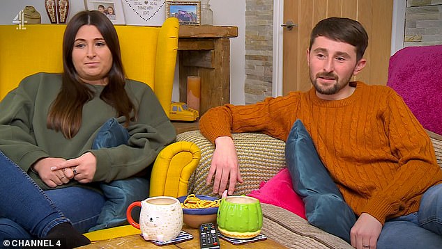 Gogglebox stars Pete and Sophie Sandiford were furious that Phillip Schofield 'threw himself under the bus' as they watched the first episode of Cast Away