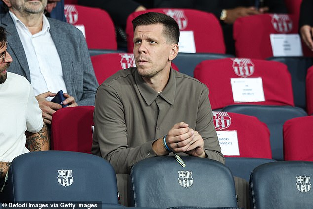 Wojciech Szczesny will not make his debut against Alaves in LaLiga on Sunday afternoon