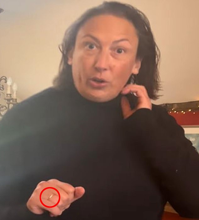 Miranda Hart is wearing what appears to be a wedding ring on her right hand... but is she trying to fool us by not wearing it on her left hand?