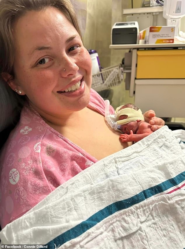 Jewelia Crowe of Robbinsville, North Carolina, was due to give birth in December but was hospitalized on September 22 after experiencing lower abdominal pain.