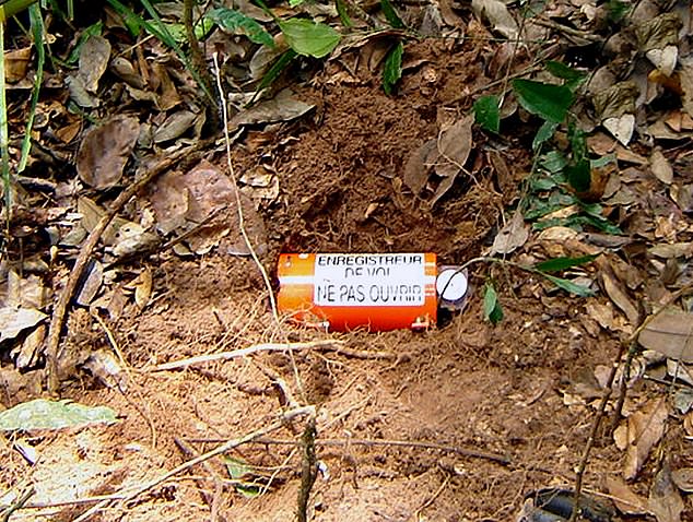 The plane's cockpit voice recorder was found in the jungle (Brazilian Air Force)