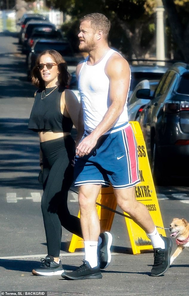 Imagine Dragons frontman Dan Reynolds and his actress girlfriend Minka Kelly were recently spotted in Los Angeles