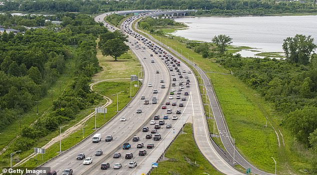 The video shows the vehicle – driven by the alleged scammers – making its way along New York's Belt Parkway in Queens before driving in front of the car of the dashcam driver, Ashipa Natasha, and narrowly missing.