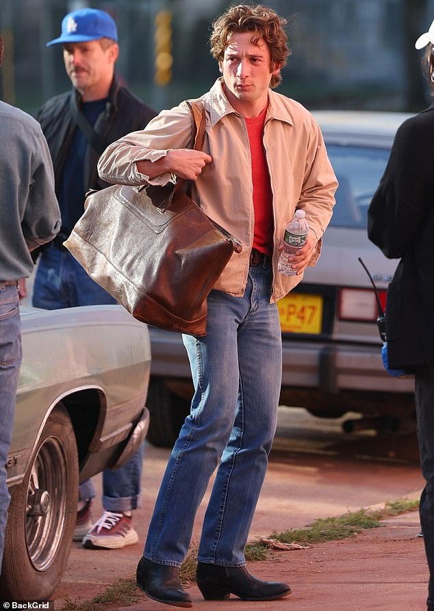 Jeremy Allen White was spotted filming his upcoming Bruce Springsteen biopic - as fans fumed over a first photo of him in the role