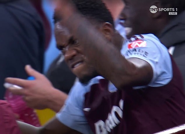 Jhon Duran vented his frustration on the bench after being substituted for Ollie Watkins