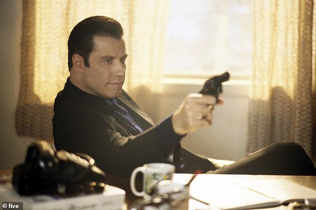 John Travolta (featured in the film) was so confident that he showed up on the set of Get Shorty without learning his lines - which led to him needing giant cue cards to complete his scenes