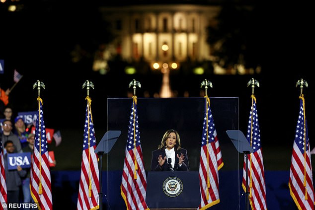 Kamala Harris addresses a gathering of 75,000 people to deliver her closing arguments