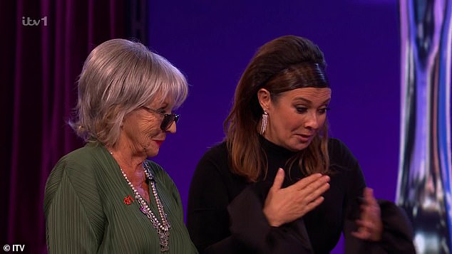 Kym Marsh broke down in tears as she honored a Pride Of Britain recipient with an award during the emotional ceremony broadcast on ITV on Thursday evening.