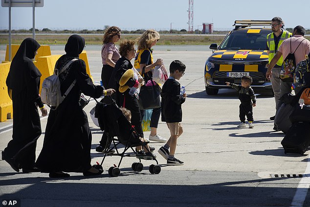 The first evacuation flight for Australians from Lebanon has arrived in Cyprus (photo)