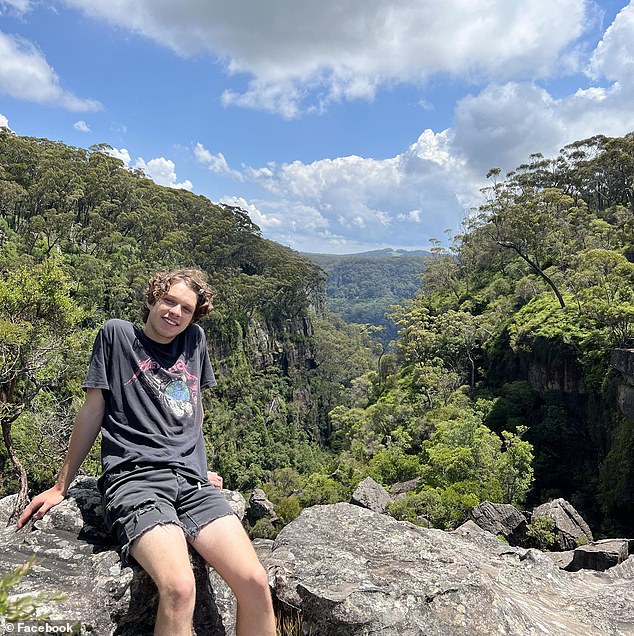 A young bartender with just 18 months to live has captured hearts after drawing up a bucket list and vowing to live his remaining days to the fullest