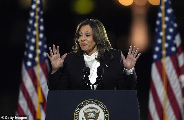 As Kamala Harris delivered her closing argument Tuesday night — in the shadow of the White House, the site of Trump's Jan. 6 speech, to make her case as a unifier — Joe Biden threw a verbal grenade into the heart of her campaign, calling out Trump supporters on 'waste' .