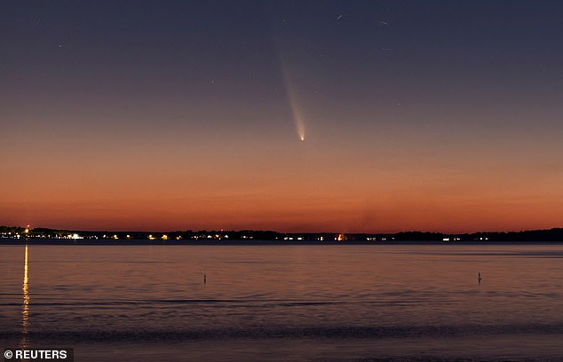 A unique comet, nicknamed A3, was spotted traveling across the skies of South Carolina and captured in magical photos