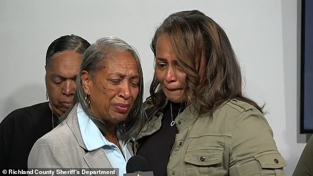 Kathy Williams, the mother of missing Broadway star Zelig Williams, made a tearful plea before falling into her family's arms during a police-arranged press conference