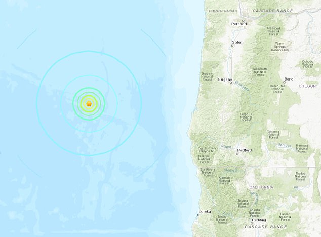 The US Geological Survey (USGS) detected the massive quake at 1.15pm local time, with the epicenter about 270 kilometers west of Bandon and 400 kilometers west-southwest of Salem.