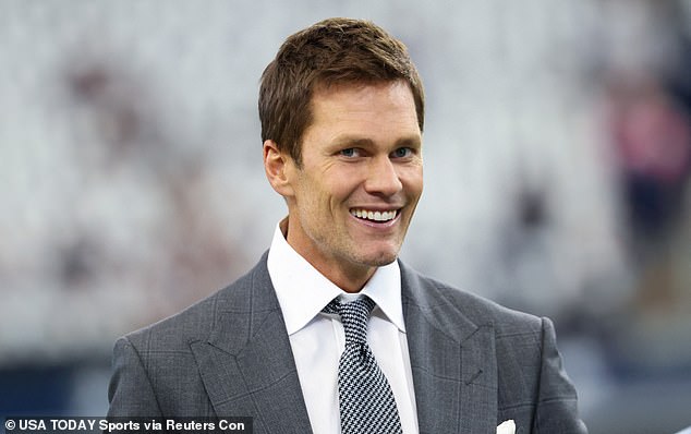 Tom Brady of Fox Sports before the game between the Dallas Cowboys and Detroit Lions