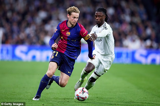 Manchester United have been keen to sign Frenkie de Jong from Barcelona in recent years