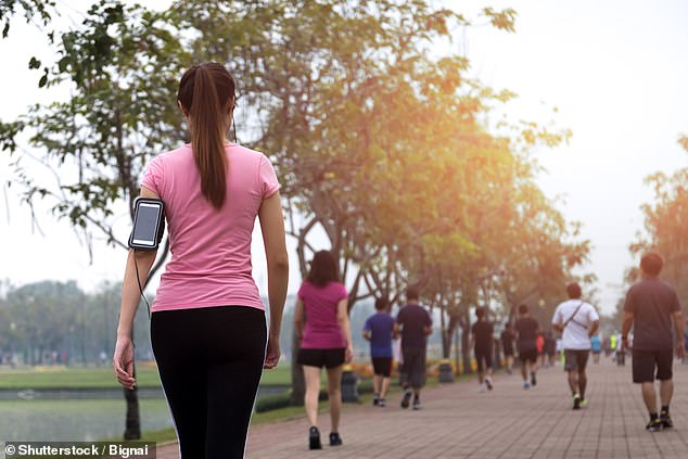 Italian scientists, who monitored the movements of ten healthy adults, found that walking in periods of ten to thirty seconds required up to 60 percent more energy than covering the same distance in one go.