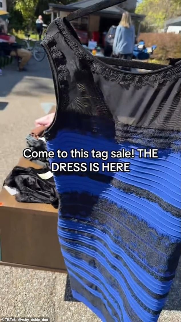 A woman has found the same type of dress that appeared on the internet in 2015 and went viral