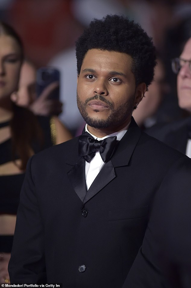 The Weeknd was caught at one of his recent shows in Melbourne fumbling the words to his own song