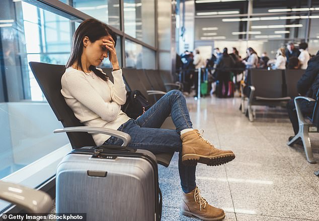 Travelers flying to their final destinations in the US this holiday season should beware of possible delays with various airlines.