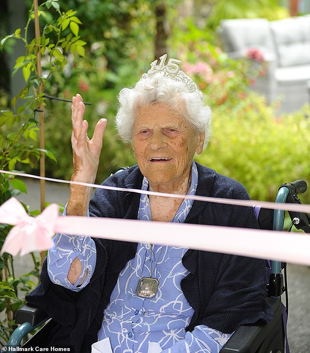 At the age of 115, Ethel Caterham, from Surrey, has become the oldest living person in Britain following the death of 112-year-old Mollie Walker on January 22, 2022