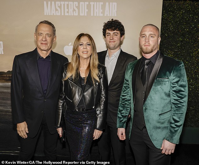 The grandparents of three are proud parents of 34-year-old son Chet Hanks (R, photo January 10) – who celebrated three years of sobriety on September 16 – and 28-year-old son Truman Hanks (2-R), whose last appearance was as a film loader in the Amazon Prime Video series Fallout